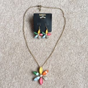 Mixit flower necklace & earrings